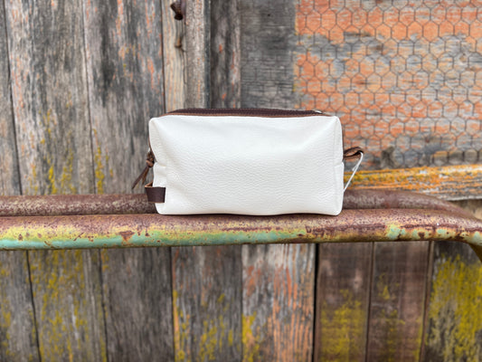 White Dopp Bag